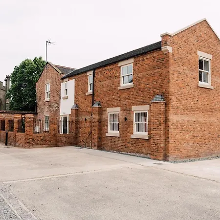 The Stay Company, Mill Street Derby Exterior photo